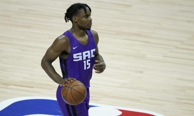 连续15赛季无缘季后赛 小米球欲做国王救世主